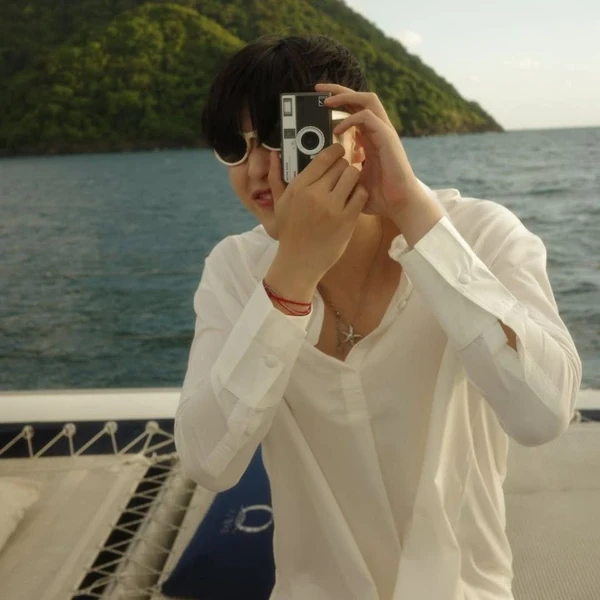 Popular photo full of fans’ love for Sky Wongravee Nateetorn