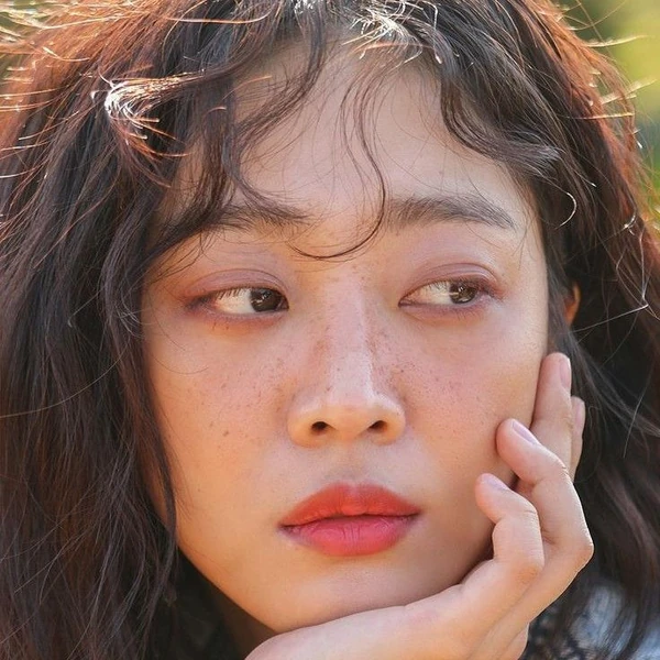 The most loved look of Cho Boah today