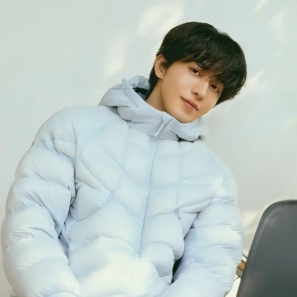 Popular photo full of fans’ love for Nam Joohyuk
