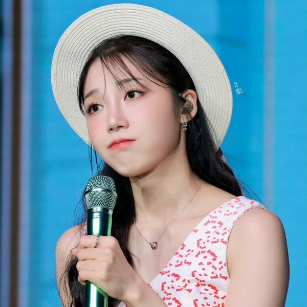 Top moment of Jung Eunji chosen by fans