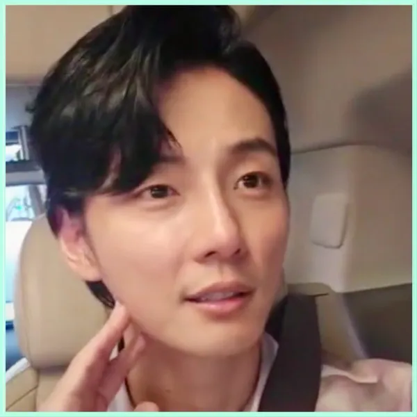 The most loved look of Yoon Shiyoon today