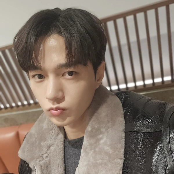Top moment of Kim Myungsoo (L) chosen by fans