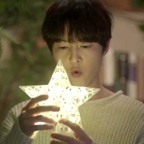 Momen terbaik Song Joongki pilihan penggemar