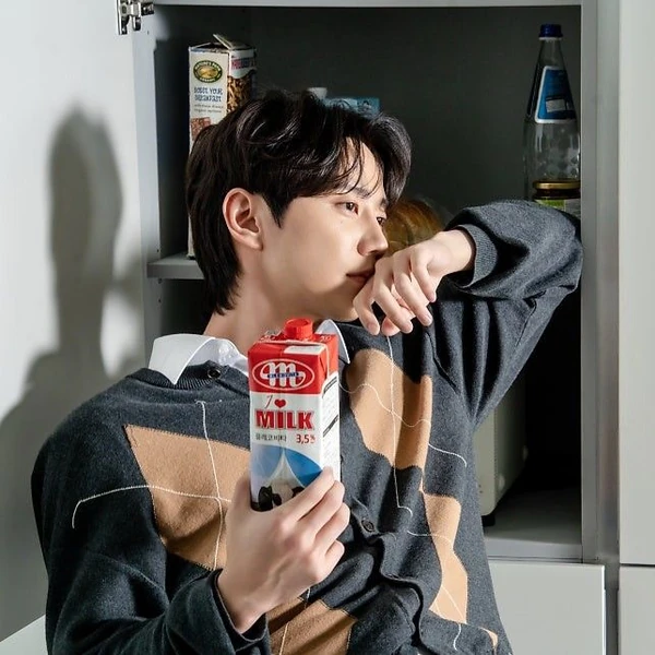 The most loved look of Lee Junyoung today