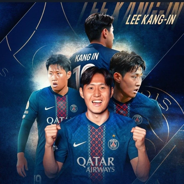 이강인의 매력을 담은 최애돌셀럽 대표 사진