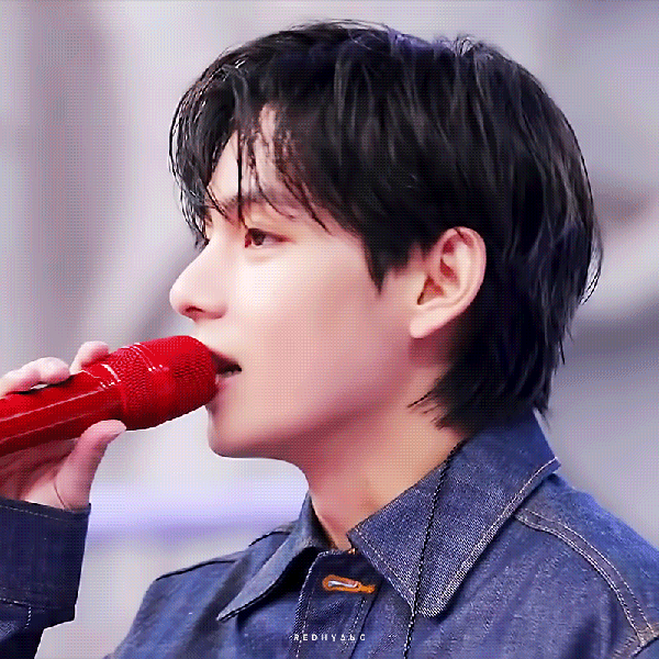 Popular photo full of fans’ love for Kim Taehyung (V)