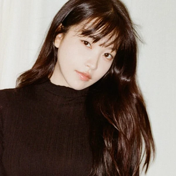 Popular photo full of fans’ love for Yeri (1999)