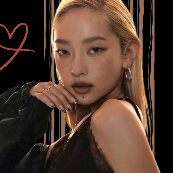 Popular photo full of fans’ love for KYOKA