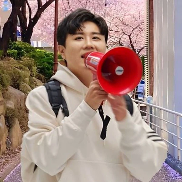 The most loved look of Jin Haesung today