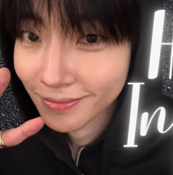 Foto populer Hwang Inyoup yang penuh cinta dari penggemar