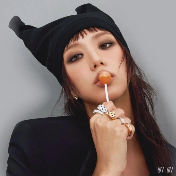 Top moment of Jisoo (1995) chosen by fans
