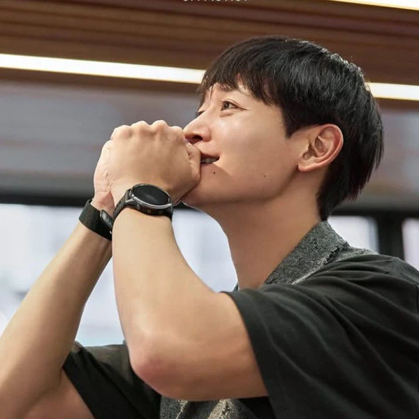 Popular photo full of fans’ love for Choi Minho