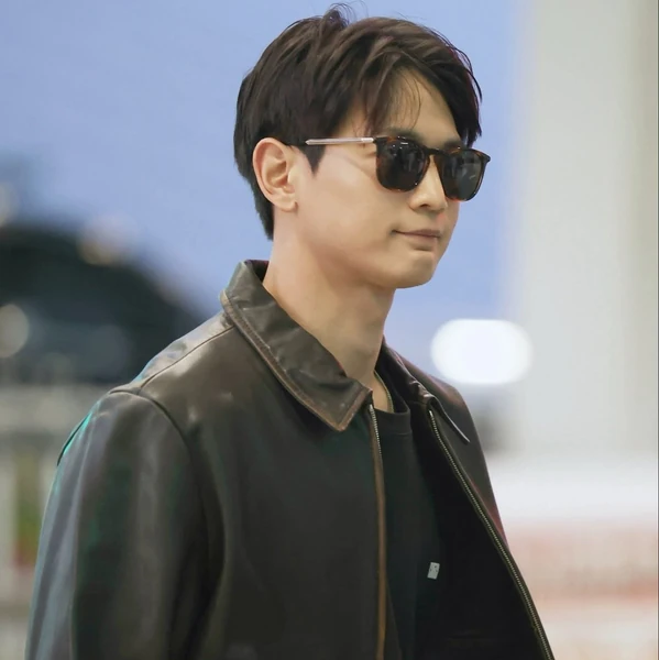 The most loved look of Choi Minho today