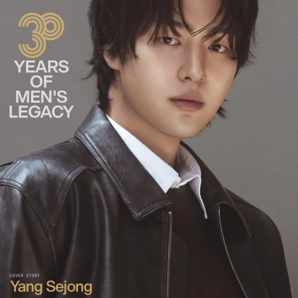 The most loved look of Yang Sejong today