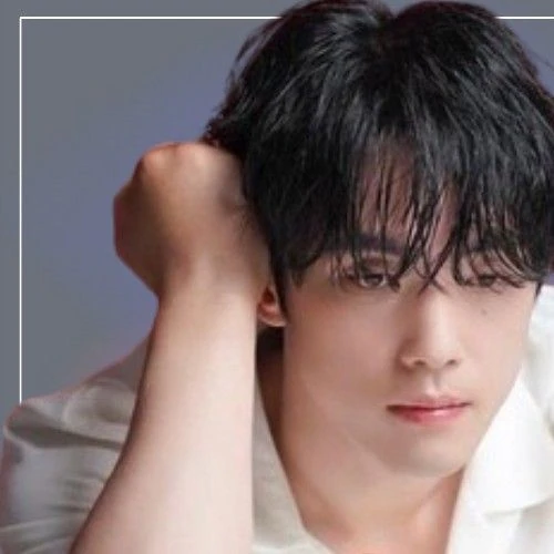 The most loved look of Kim Junghyun today