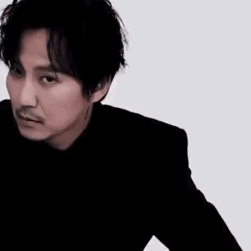 The most loved look of Kim Namgil today