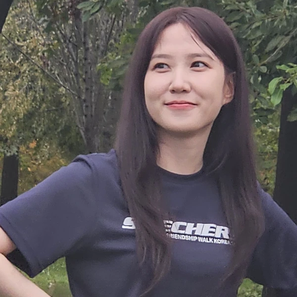 Popular photo full of fans’ love for Park Eunbin