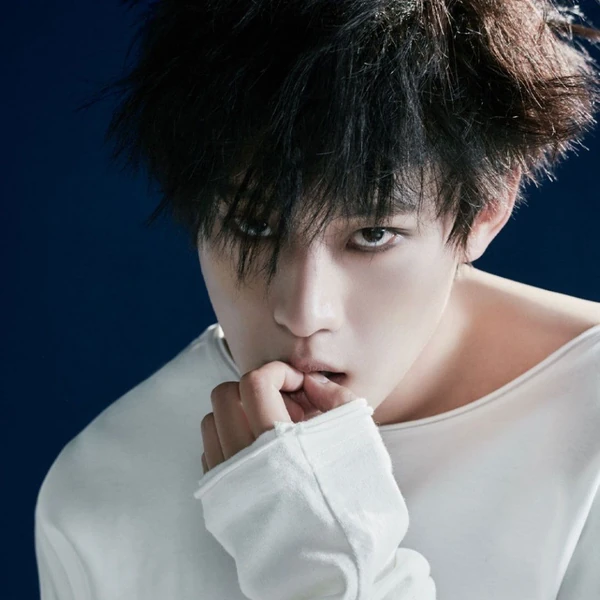 Popular photo full of fans’ love for Kim Sungcheol