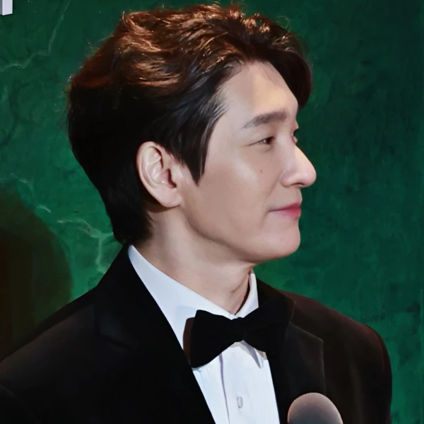 Top moment of Cho Seungwoo  chosen by fans