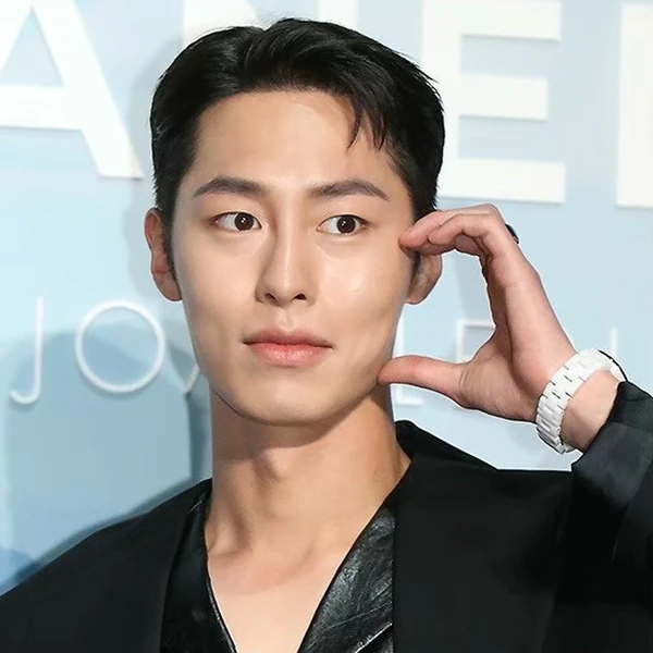 Top moment of Lee Jaewook chosen by fans