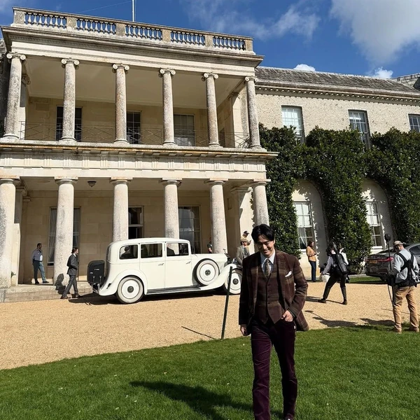 The most loved look of Lee Jinwook today