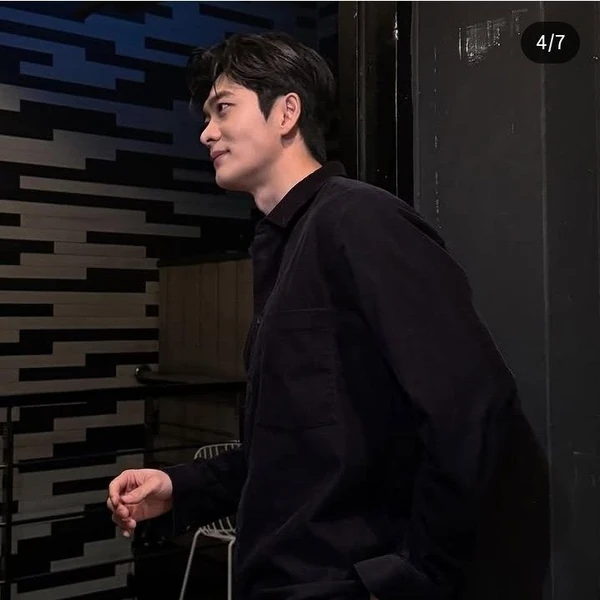 Popular photo full of fans’ love for Kang Taeoh