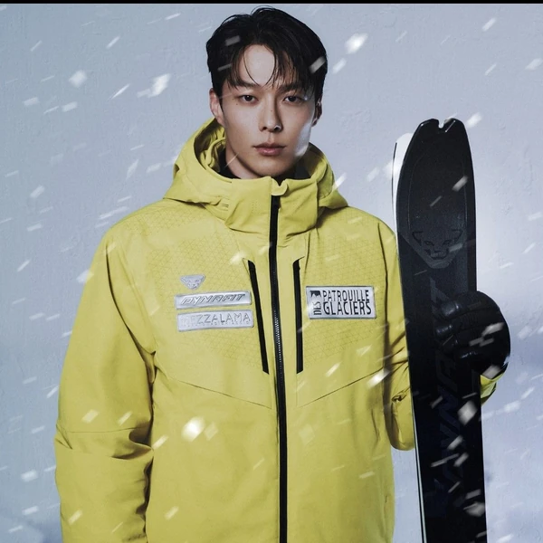 The most loved look of Jang Kiyong today