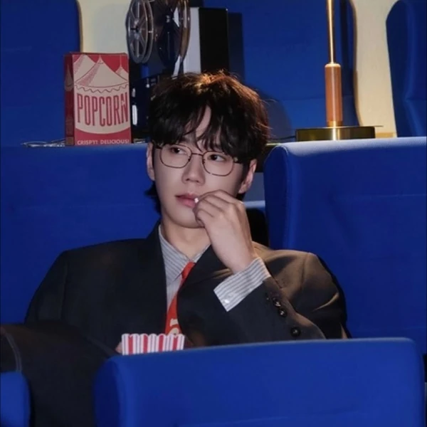 오늘 가장 사랑받은 이준영의 모습