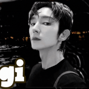 Popular photo full of fans’ love for Lee Joongi