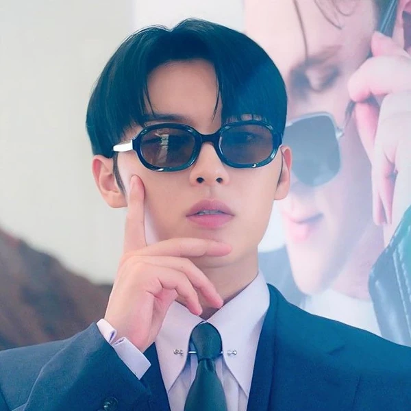 최현욱 팬심 가득한 인기 사진