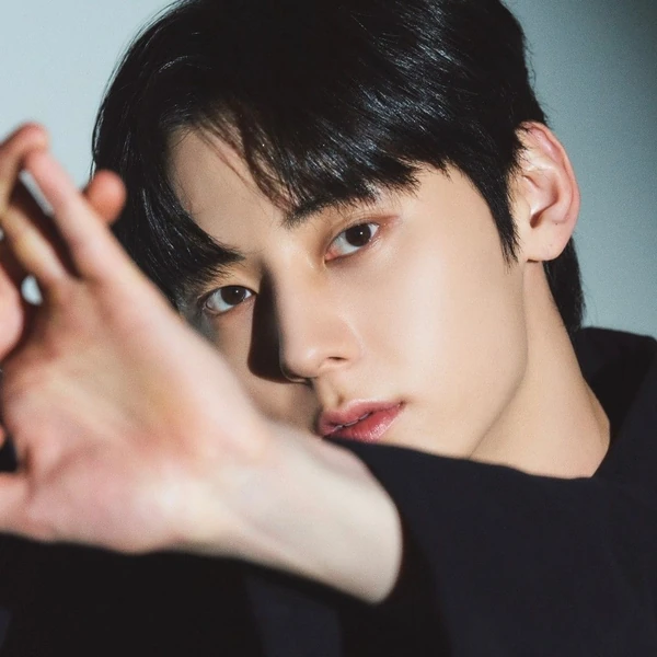 오늘 가장 사랑받은 황민현의 모습