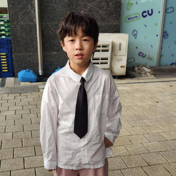 오늘 가장 사랑받은 유지우의 모습