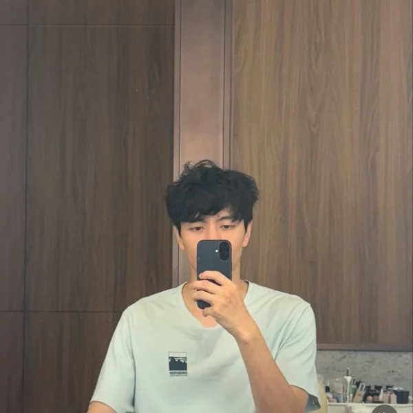 The most loved look of Lee Minki today