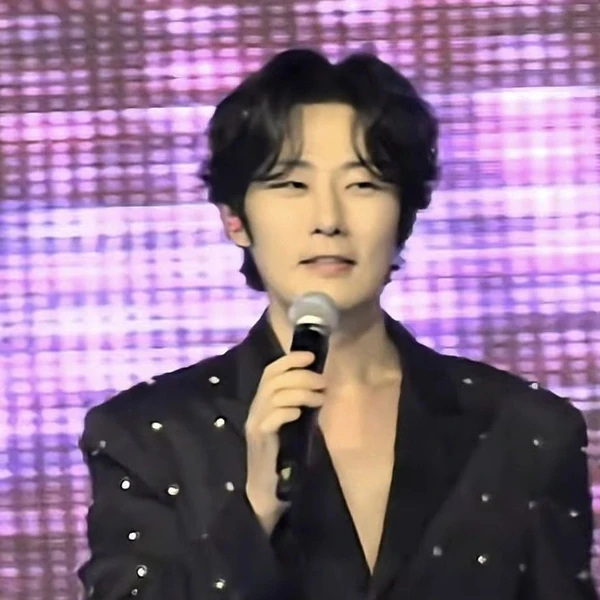 カン・ムンギョンへのファンの愛が詰まった人気写真