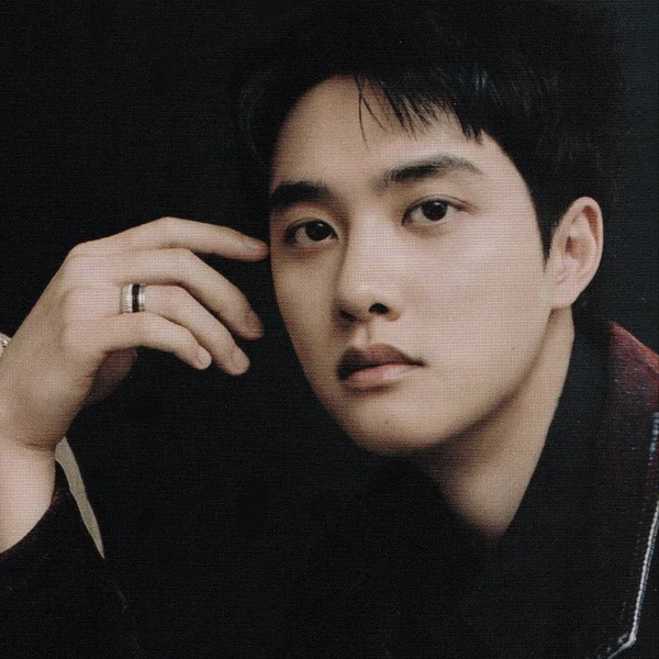 今天最受喜爱的都暻秀 (D.O.)模样