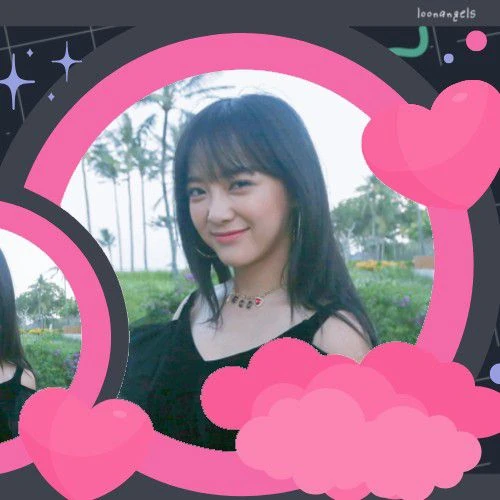 Foto populer Kim Sejeong yang penuh cinta dari penggemar