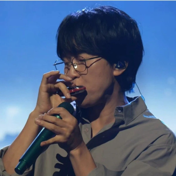 The most loved look of Bak Changgeun today