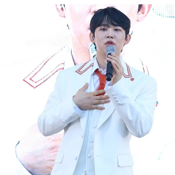 Top moment of Jinuk chosen by fans