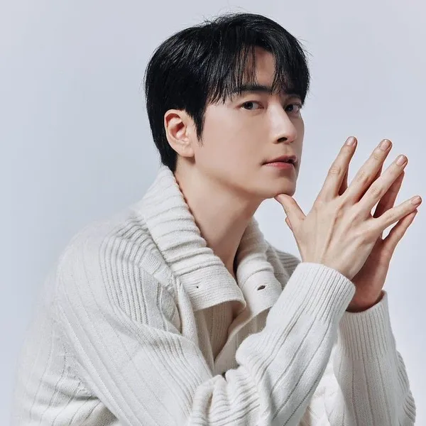 The most loved look of Lee Joonhyuk today