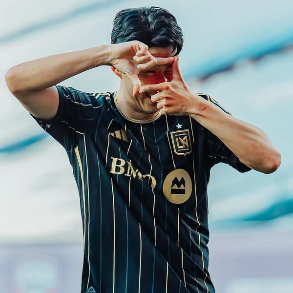 The most loved look of Son Heungmin today