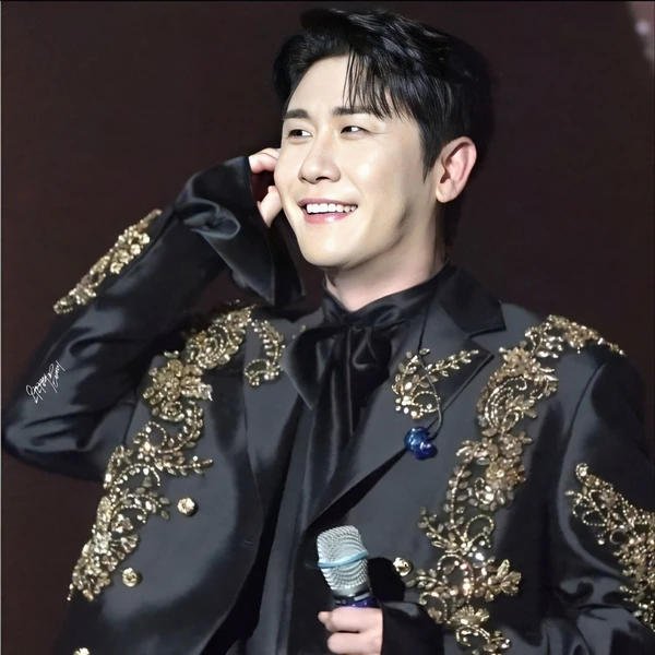 Top moment of Young Tak chosen by fans