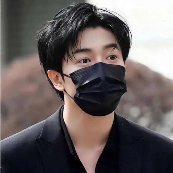 Momen terbaik Kim Jaewook pilihan penggemar