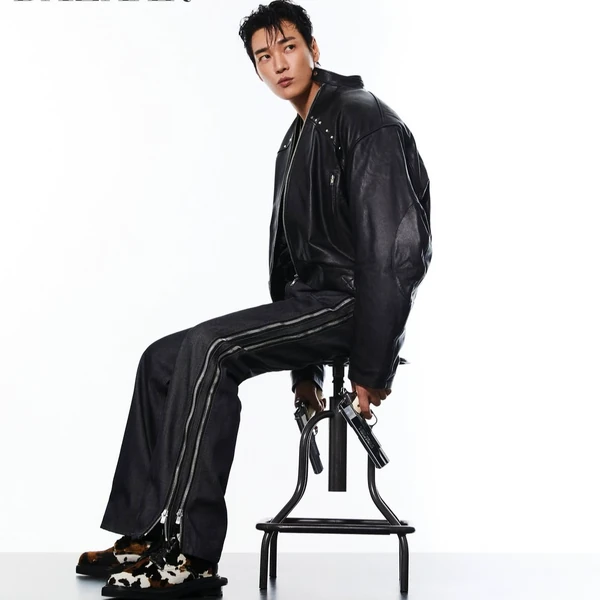 The most loved look of Kim Youngkwang today