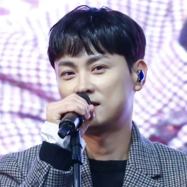 Top moment of Min Kyunghoon chosen by fans