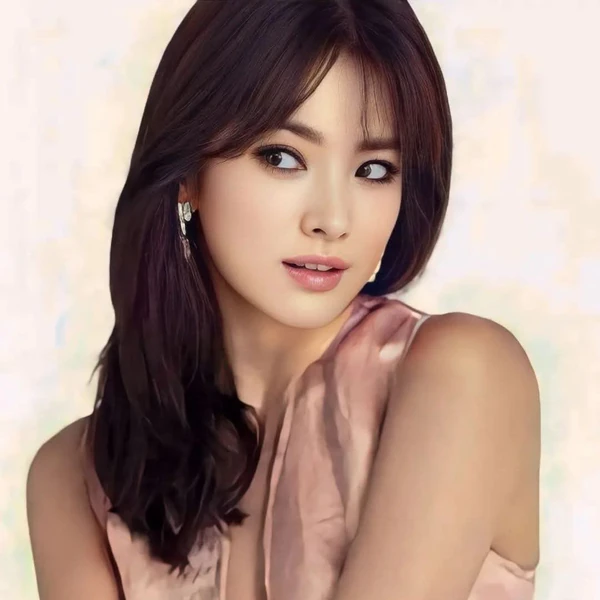 The most loved look of Song Hyekyo today