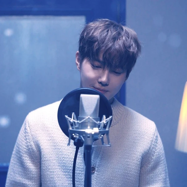 The most loved look of Suho today