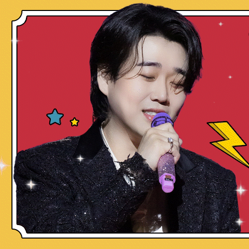 Popular photo full of fans’ love for Hwang Youngwoong