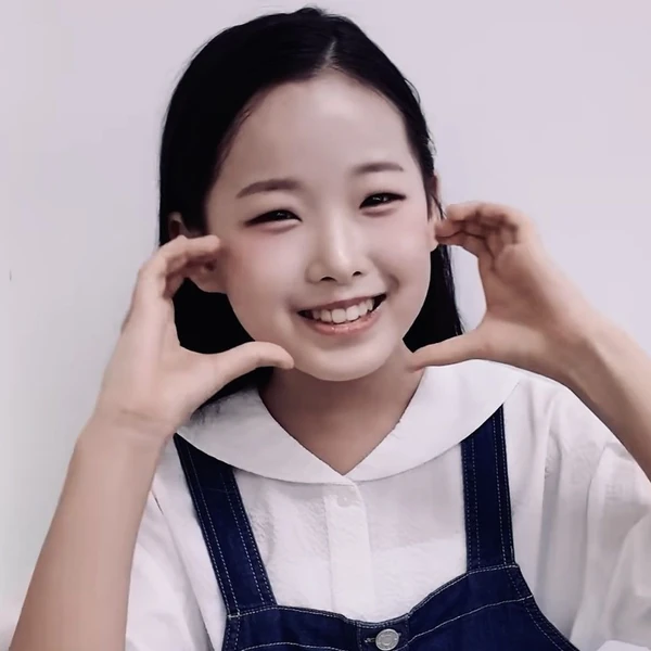 Popular photo full of fans’ love for Lee Sooyeon