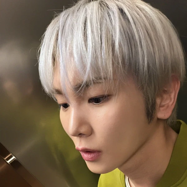 Popular photo full of fans’ love for Key