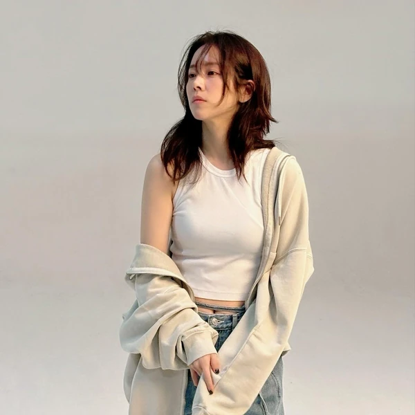 Popular photo full of fans’ love for Han Jimin